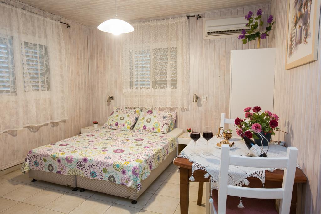 Leyad Hashmura Lodging Jesud ha-Ma’ala Zewnętrze zdjęcie