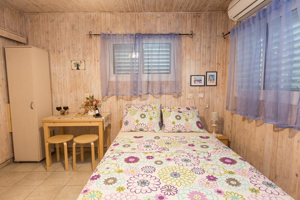 Leyad Hashmura Lodging Jesud ha-Ma’ala Zewnętrze zdjęcie